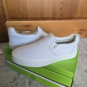 Cariuma White Women's Leather Slip-Ons, Sz. 8